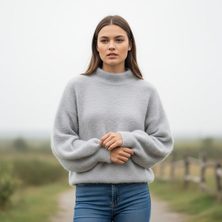 Vyana Collective Women’s Loose-Fit Knitted Sweater-Vyana Collective