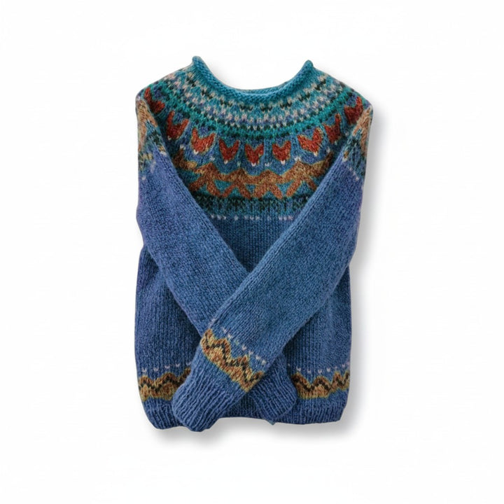 Vyana Collective - Warm and Cozy Retro Sweater for Women