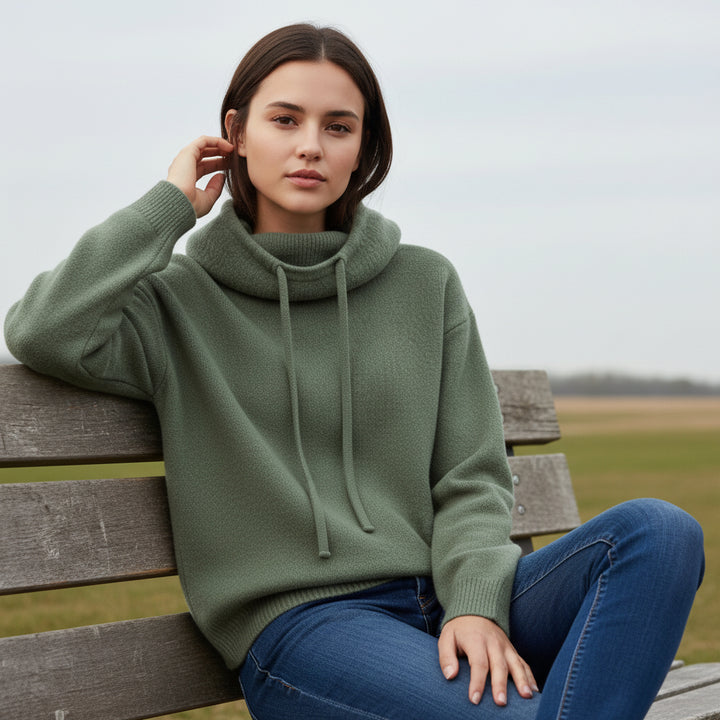 Vyana Collective Women’s Merino Turtleneck Sweater